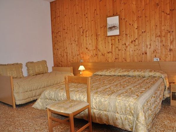 Albergo La Villa - foto 12396.jpg