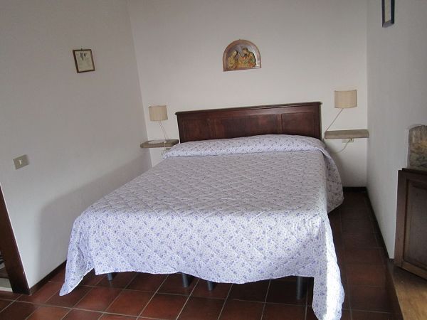 Madonna del Poggio - foto 13968.jpg