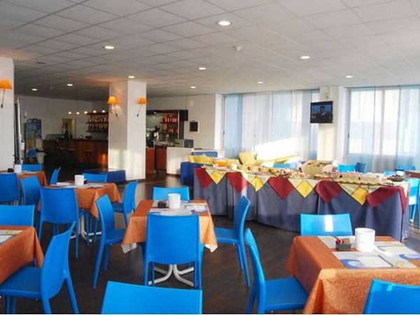 Hotel Embassy  - foto 16209.jpg