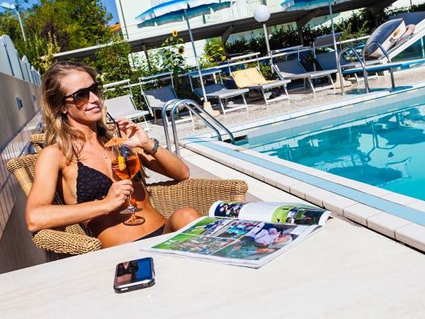 Hotel La Plaja - foto 19047.jpg