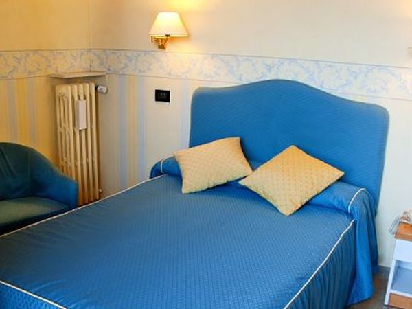 Hotel Touring - foto 21809.jpg