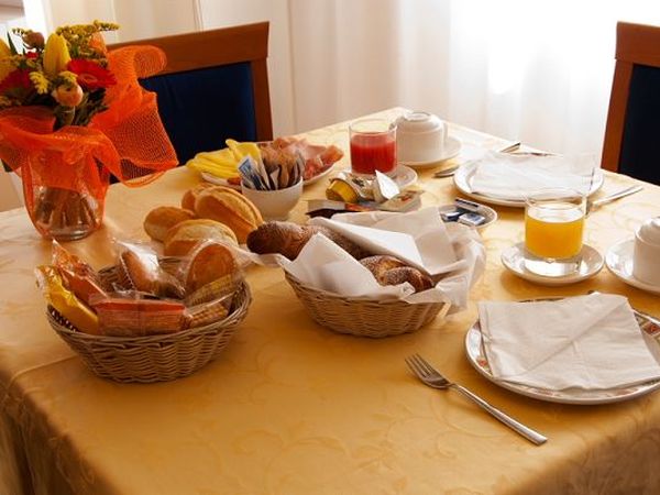 Hotel Touring - foto 21811.jpg