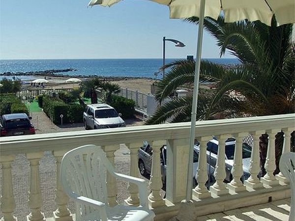 Residence Villa Piani e Appartamenti Villa Livia - foto 22507.jpg