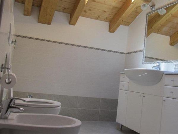 Appartamento bilocale in villa - foto 23981.jpg