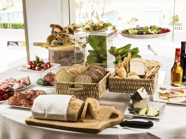 Yes Hotel Touring - foto 24319.jpg