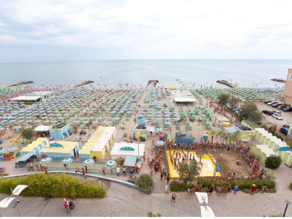 Cooperativa Bagnini Misano - Bagni 28-29-30 - foto 24821.jpg