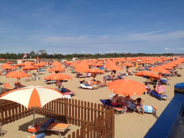 Agenzia Turistica MC - foto 25859.jpg