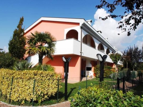 Agenzia Turistica MC - foto 25872.jpg