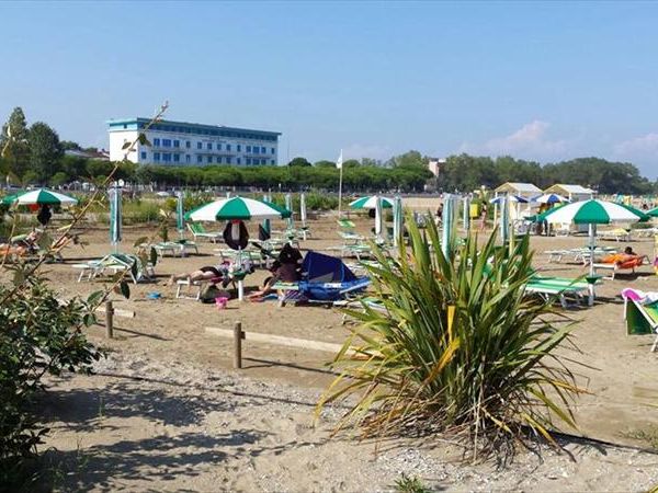 Spiaggia Caorle Bau Beach  - foto 26960.jpg