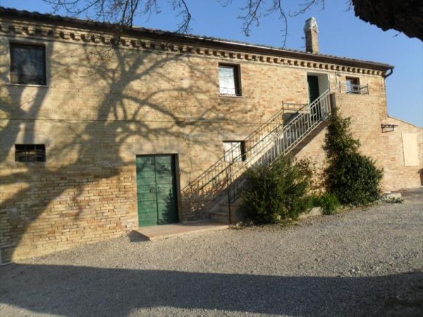 Casale Santa Trinit - foto 29055.jpg