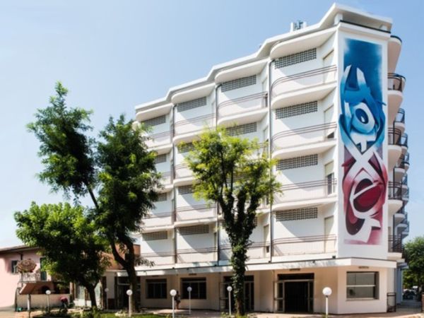 X HOTEL  - foto 30282.jpg