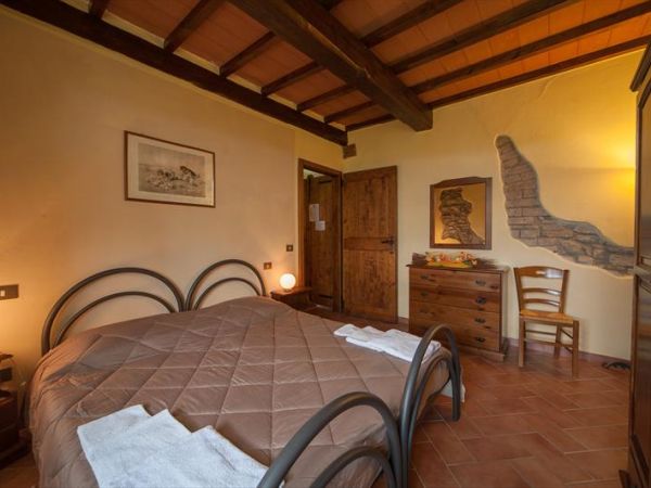 Agriturismo La Mirandola - foto 30964.jpg