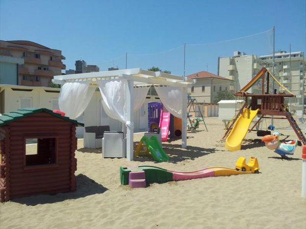 Spiaggia Bagno Riviera n1 - foto 32677.jpg