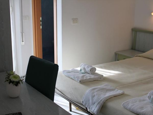 Ginevra Appartamenti - foto 33166.jpg