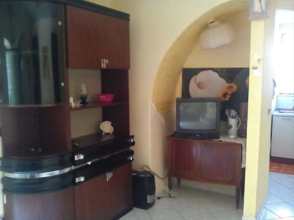 Monolocale in palazzo storico - foto 34466.jpg