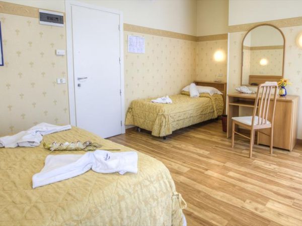 Hotel San Francisco Spiaggia - foto 36337.jpg