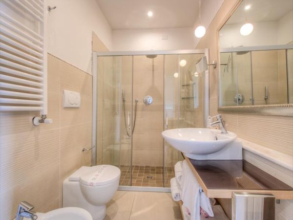 Ferretti Beach Hotel - foto 40956.jpg