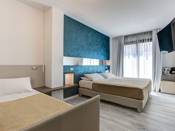 Ferretti Beach Hotel - foto 40959.jpg