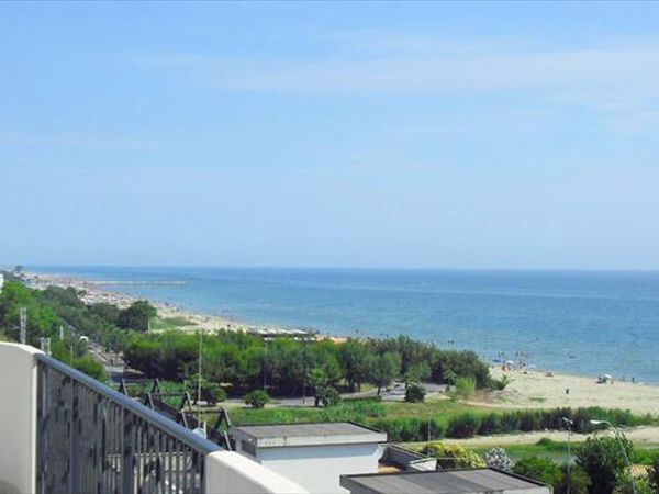 Residence Riccione - foto 41627.jpg