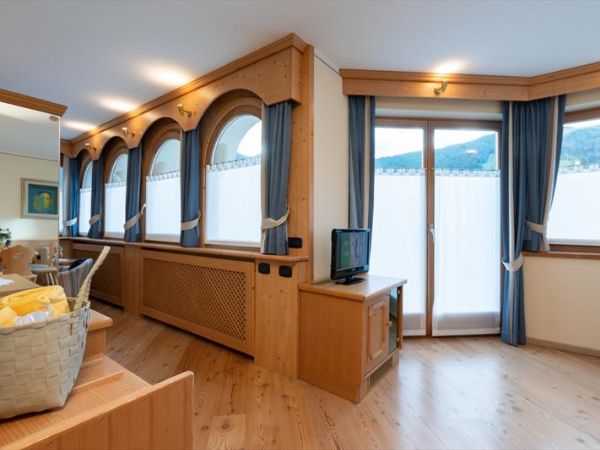 Hotel Flora - foto 44498.jpg