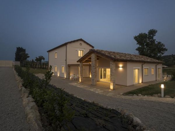 Villa Renzo e Villa Milli - foto 46143.jpg