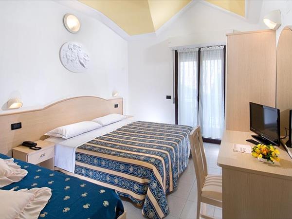 Hotel Estense *** - foto 49642.jpg