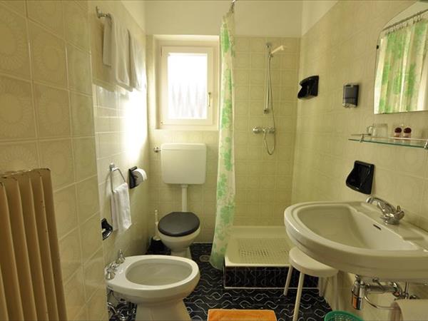 Garni Pe de Munt - foto 50216.jpg