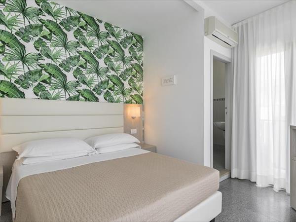 Hotel Corona - foto 50380.jpg