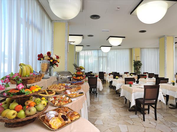 Hotel Tiberius - foto 50553.jpg