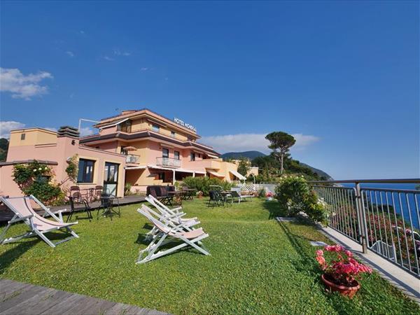 Hotel Mondial - foto 52663.jpg