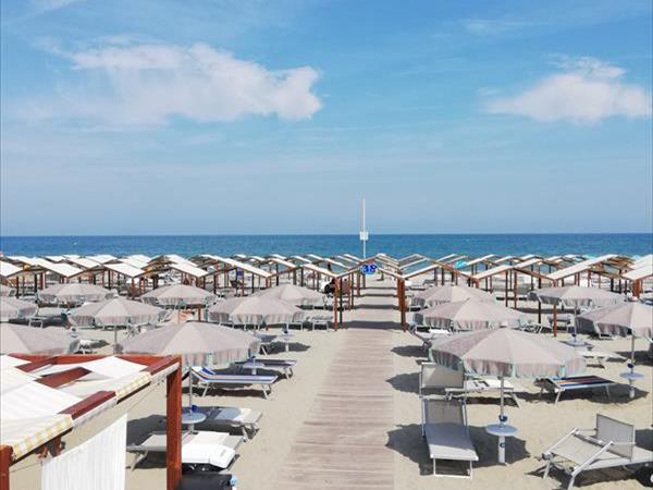 Bagno Marcello & Anna ZONA 38 - foto 52817.jpg