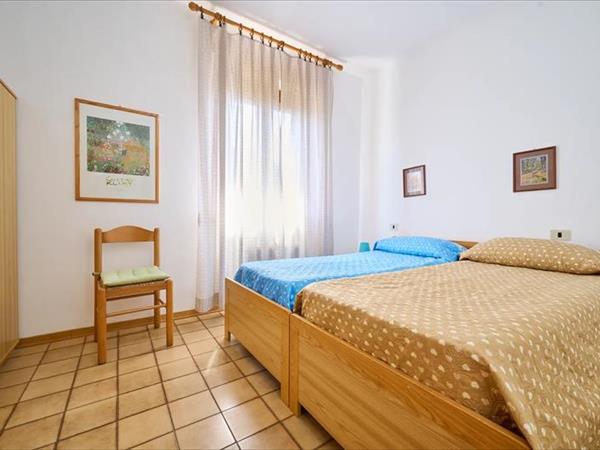 Trilocale San Luigi vicino alla dogbeach - foto 55112.jpg