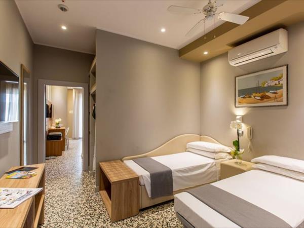 Hotel Romantico  - foto 55248.jpg