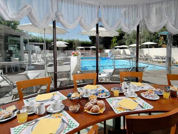 Hotel Pacific - foto 55753.jpg