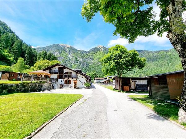 Appartamenti Parco Adamello - foto 56211.jpg