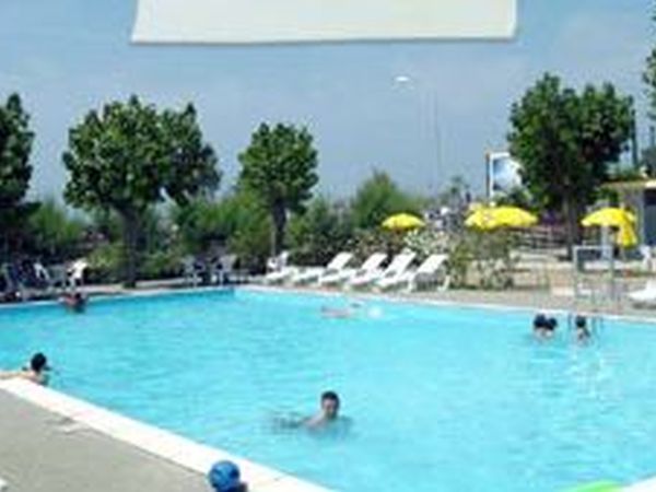 Hotel Loretta