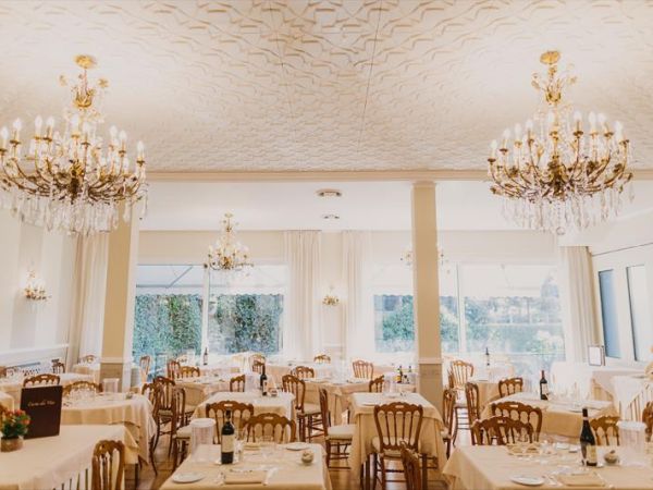 Ristorante interno Hotel e ristorante (estivo) al Mare - foto 8542.jpg